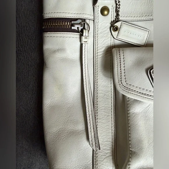 Coach Legacy 65th Anniversary Gigi Tote White Leather Shoulder Bag | 10650 - Picture 3 of 16